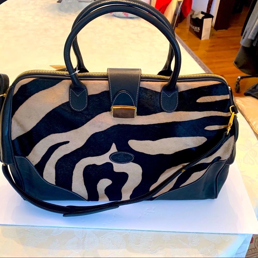 Women travel bag